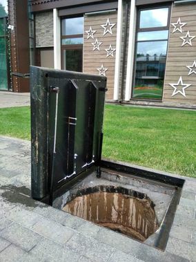 Напольный люк Брус Ли AISI 304, Съемная дверца 1000*500 Напольный люк Брус Ли AISI 304, Съемная дверца 1000*500