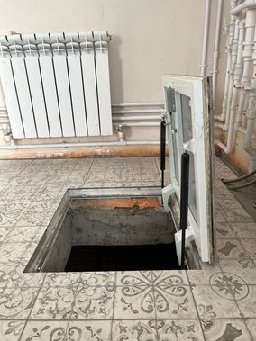 Напольный люк Невидимка-бюджет 800*800 Напольный люк Невидимка-бюджет 800*800