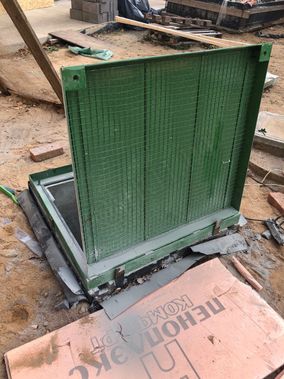 Люк под брусчатку Брус Ли AISI 304, Съемная дверца 1000*500 Люк под брусчатку Брус Ли AISI 304, Съемная дверца 1000*500